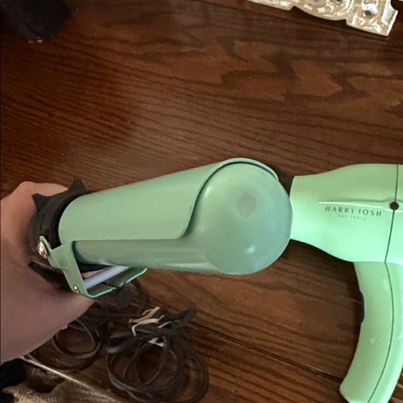 Harry Josh Pro Tools Mint Green Hair Dryer and Curling Iron Set - Picture 4 of 6